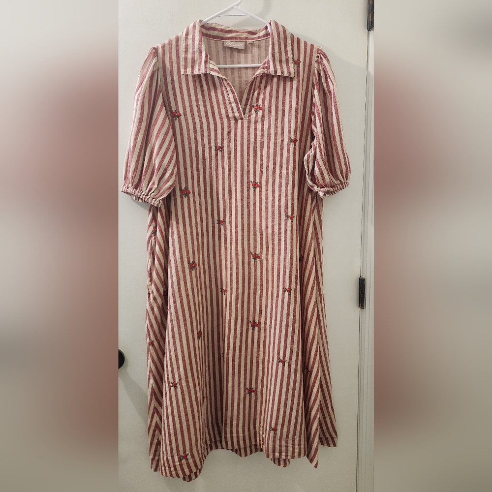 Utsa Striped Red and White Dress, Embroidered, Size Large, Cotton.